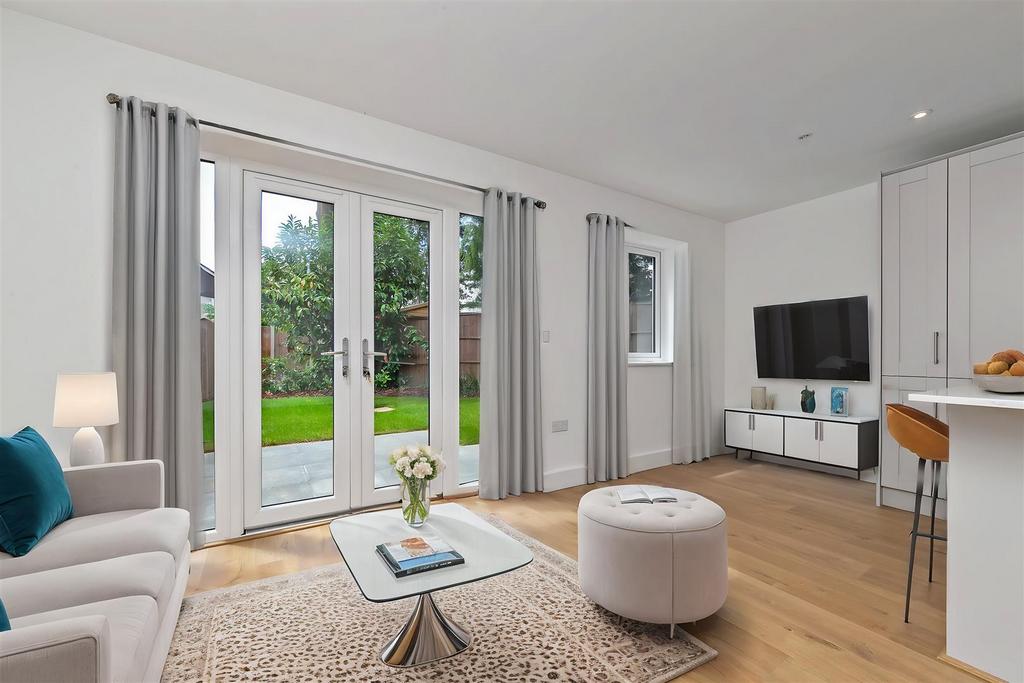 4 Oakview Gardens-19 - Living Room - Standard - 0 (1