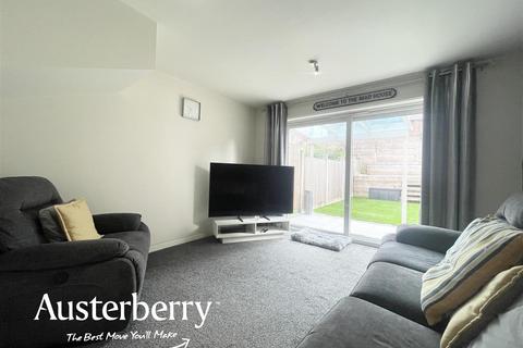 2 bedroom terraced house for sale, Blandford Close, Stoke-On-Trent ST3