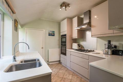 5 bedroom end of terrace house for sale, Albany Road, Stratford-Upon-Avon CV37