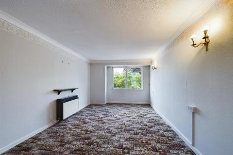 1 bedroom apartment for sale, Grosvenor Crescent, Scarborough YO11