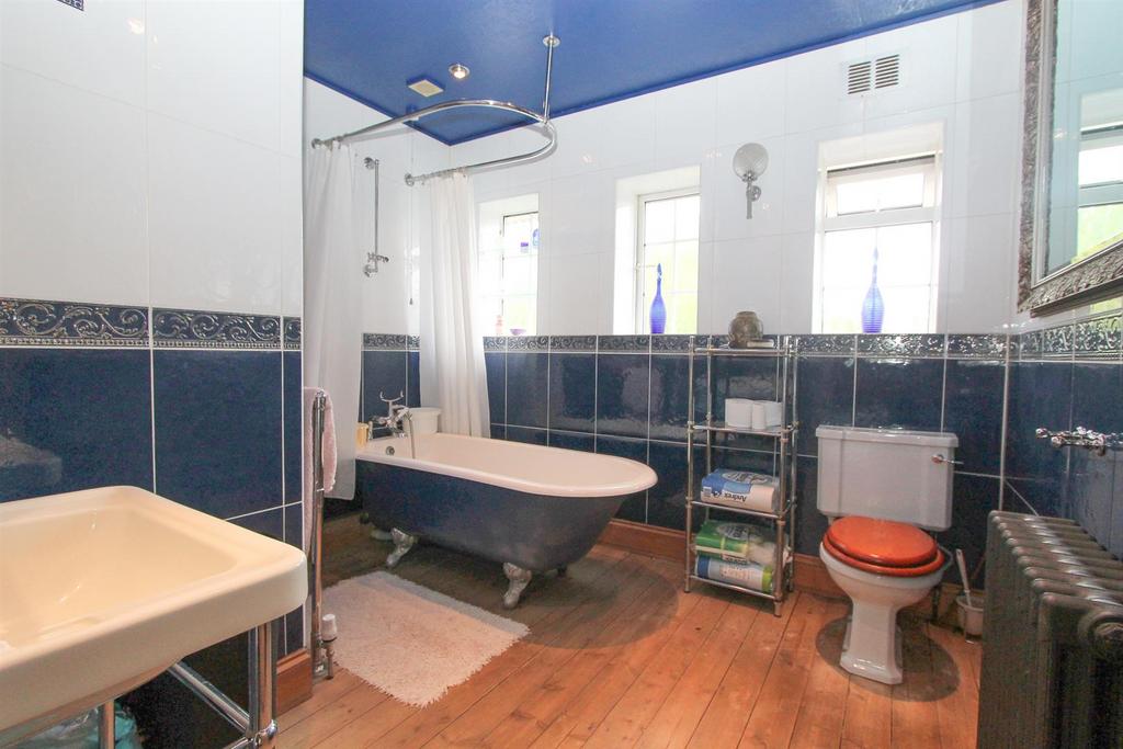 Bath.jpg