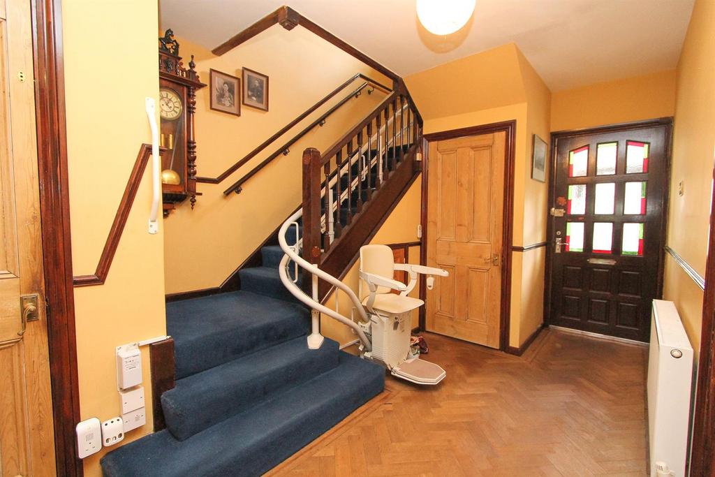 Hall.jpg