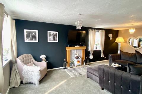 73 Foxcroft Drive, Brighouse, HD6 3PH