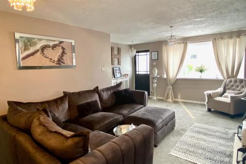 73 Foxcroft Drive, Brighouse, HD6 3PH