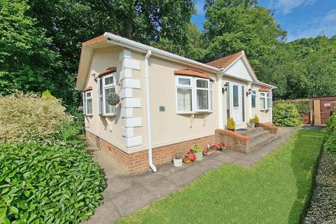 2 bedroom park home for sale, Juggins Lane, Earlswood, Solihull