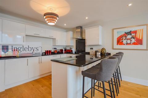 2 bedroom apartment for sale, Milton Street, Saltburn-By-The-Sea