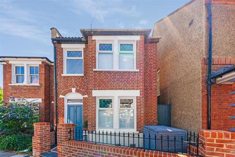 30 Caxton Road, London, SW19 8SJ
