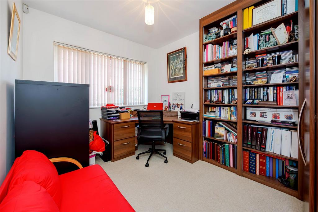 Bedroom office downstairs 1 N9 A5404-Enhanced-NR.jpg