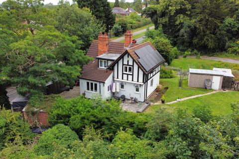 3 bedroom detached house for sale, The Cottage, Beacon Hill Road, Newark