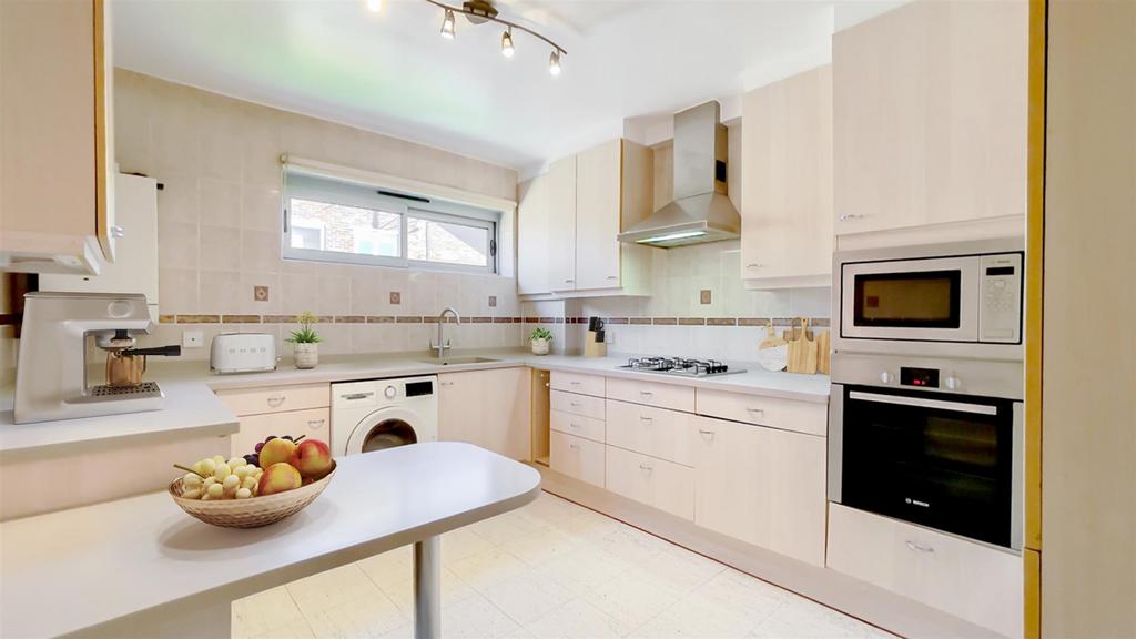 Kitchen: