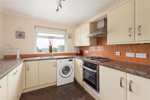 2 bedroom detached bungalow for sale, Shearwater Avenue, Whitstable