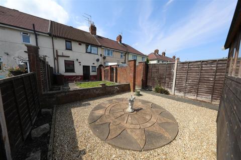 2 bedroom terraced house for sale, Cranbrook Avenue, Hull