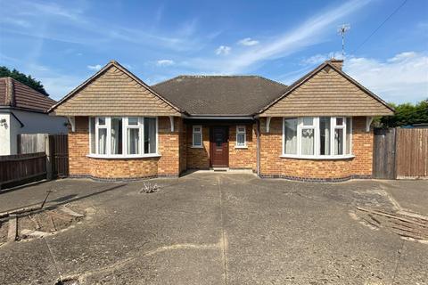 2 bedroom detached bungalow for sale, Oxford Street Syston Leicester