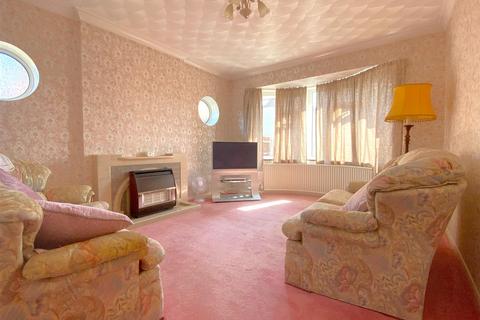 2 bedroom detached bungalow for sale, Oxford Street Syston Leicester