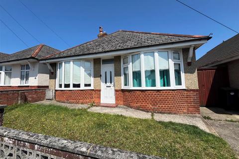 3 bedroom detached bungalow for sale, Queen Mary Road, Salisbury