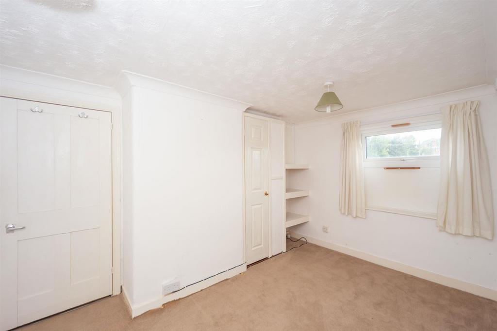 Main House   Bedroom 2