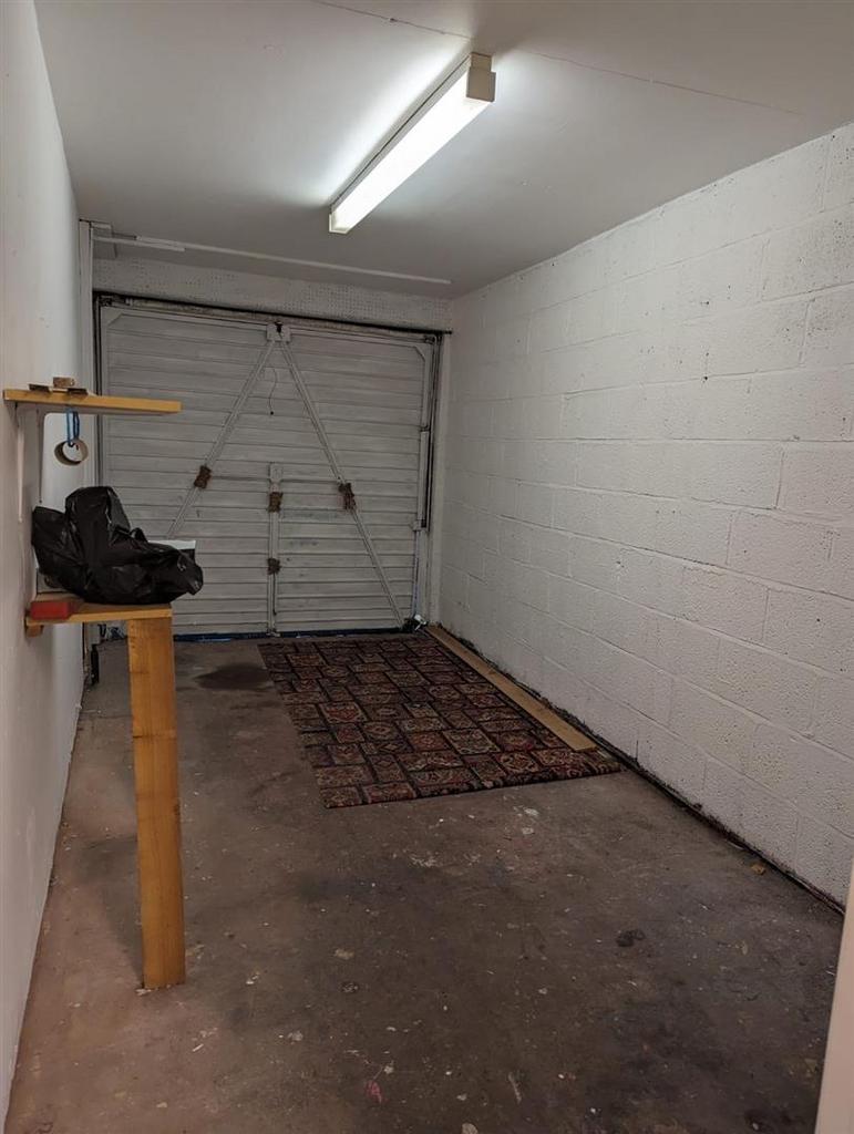 Garage.jpg