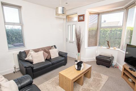 3 bedroom end of terrace house for sale, Mansfield Road, Killamarsh S21