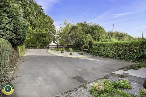 206 Tickhill Road, Doncaster, DN4 8QS