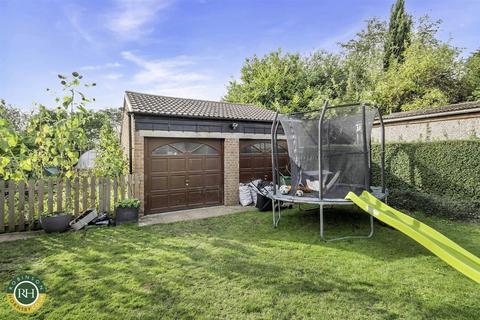 206 Tickhill Road, Doncaster, DN4 8QS
