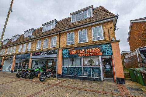 3 bedroom maisonette for sale, High Street, London Colney, St. Albans