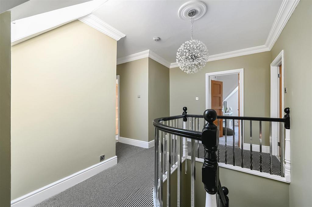50a Sedlescombe Road South- TN380 TJ (10).jpg
