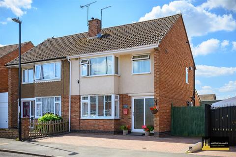 72 Yarningale Road, Willenhall, Coventry, CV3 3EQ