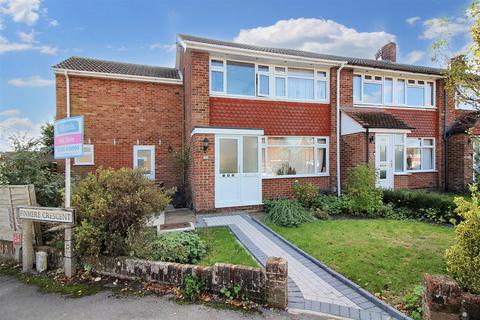 4 bedroom end of terrace house for sale, Ingram Avenue, Aylesbury