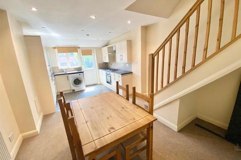 2 bedroom terraced house for sale, Roe Street, Macclesfield