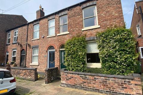 2 bedroom end of terrace house for sale, Newton Street, Macclesfield