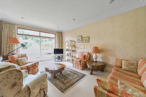 5 bedroom house for sale, Lyndhurst Avenue, Mill Hill, London, NW7