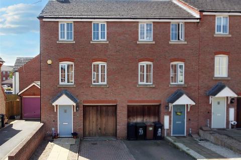 31 James Drive, Calverton, Nottingham, NG14 6RJ
