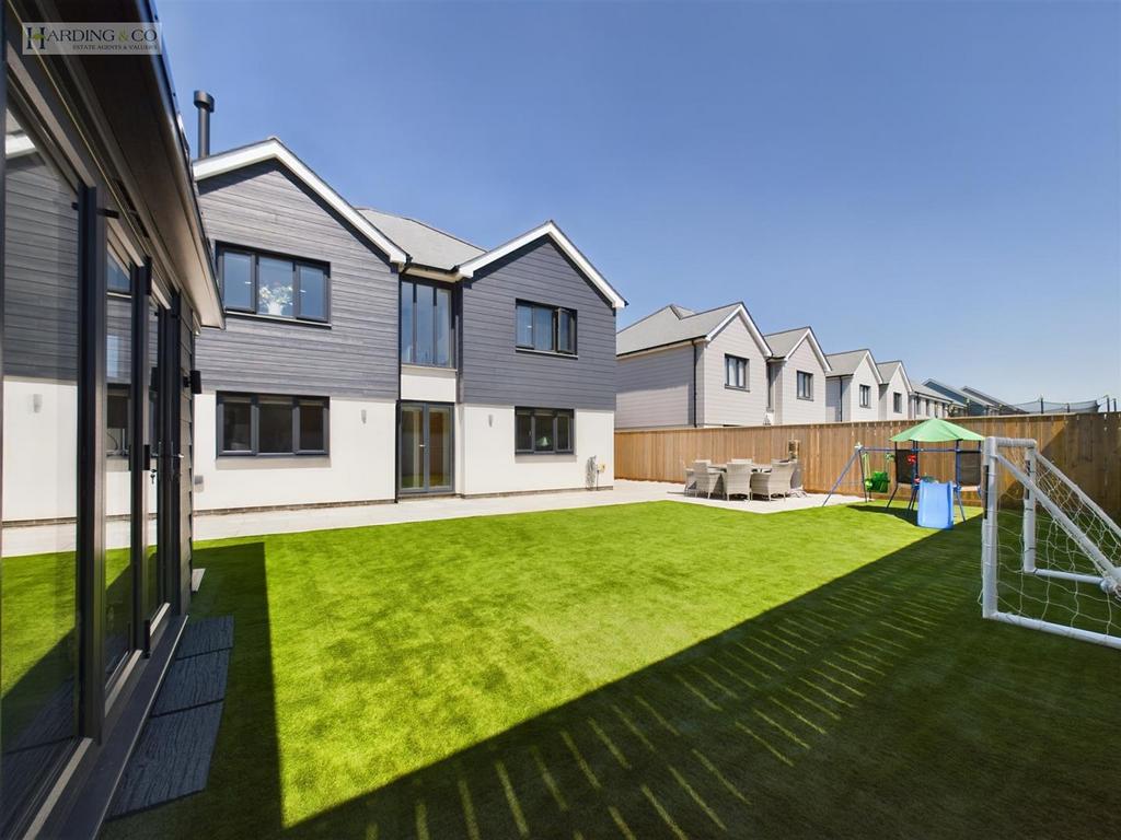 Rear garden iii.jpg
