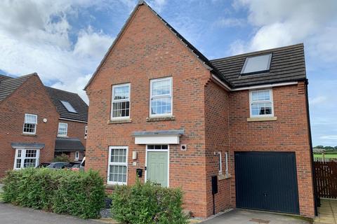 3 bedroom detached house for sale, Woodlands Park, Pickering