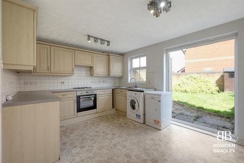 3 bedroom semi-detached house for sale, Karina Close, Chigwell