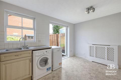41 Karina Close, Chigwell, IG7 4EN