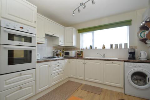 18 Dysons Close, Yatton, Bristol, BS49 4DP