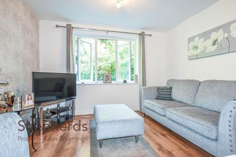 2 bedroom flat for sale, Waterfall Close, Hoddesdon EN11