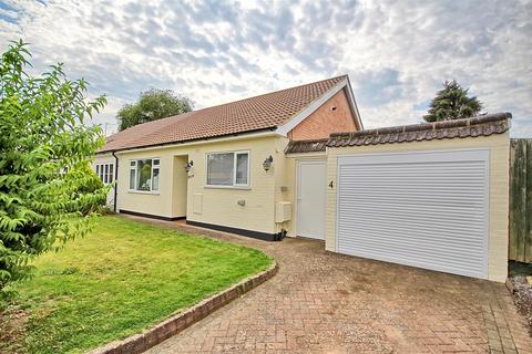 2 bedroom semi-detached bungalow for sale, Vicarage Close, Standon SG11