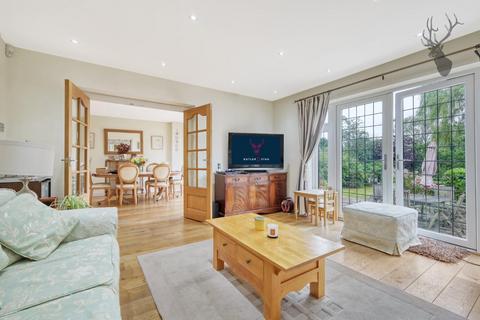 31 Hill Road, Theydon Bois, Epping, CM16 7LX