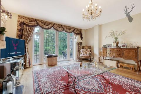31 Hill Road, Theydon Bois, Epping, CM16 7LX