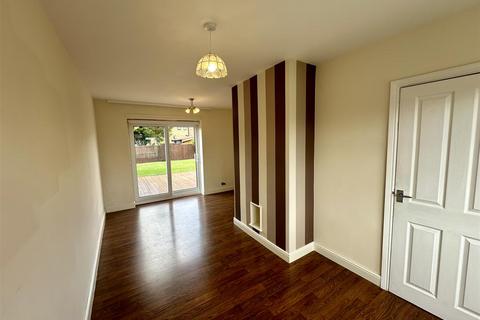 2 bedroom semi-detached house for sale, Burnside Road, Darlington