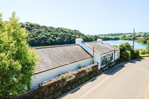 4 bedroom detached house for sale, Malpas, Truro