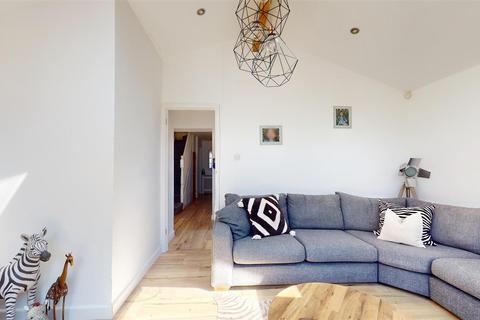 2 Wells Close, Bristol, BS14 0PD