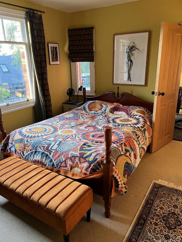 Bed 1.jpg