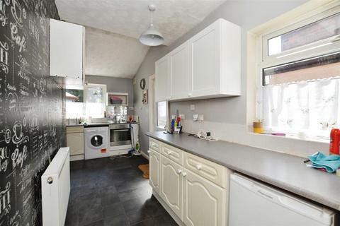 3 bedroom semi-detached house for sale, Station Road, Scunthorpe