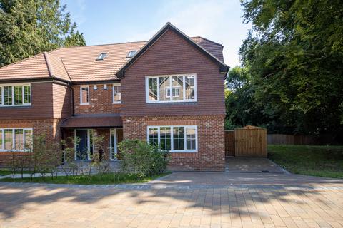 5 bedroom semi-detached house for sale, Ladywood Bottom, Chorleywood, WD3