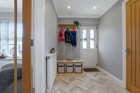 22 Jersey Close, Kennington, Ashford, TN24 9LD