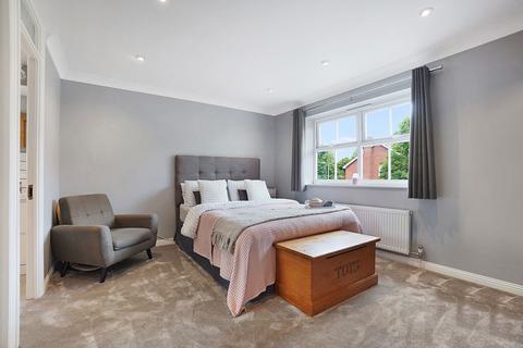 22 Jersey Close, Kennington, Ashford, TN24 9LD
