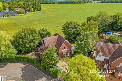 4 bedroom detached house for sale, Windsor Close, Bury St. Edmunds IP29